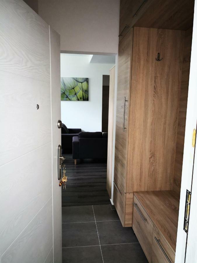 Mate Apartmanok Tiszaújváros Exterior foto