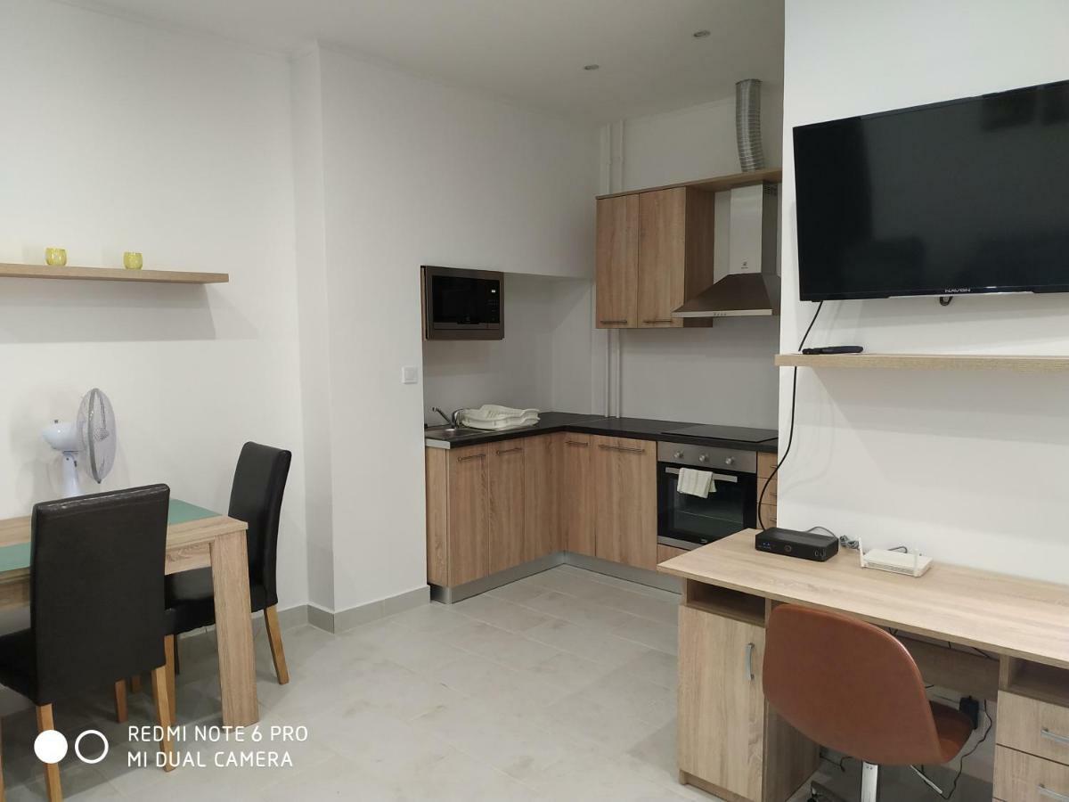 Mate Apartmanok Tiszaújváros Exterior foto